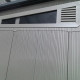 Casetta da giardino Sunlife HDPE 6,5 ​​m² a pendenza singola crema e grigio + pavimento - JOBU